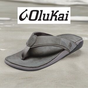 🩴OluKai Brand NEW! Gray Sandals with Cushioned Footbed and Arch Support